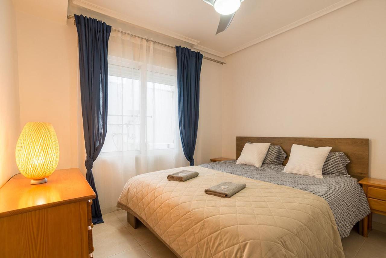 2 Bedroom 2 Bathroom Entire Apartment In Rojales With Pool Bagian luar foto